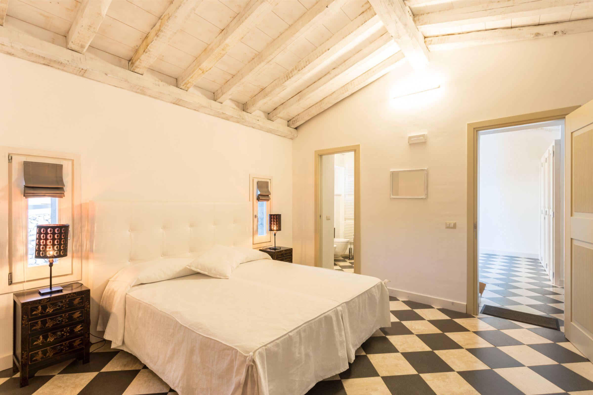 La Petite Maison Tresnuraghes Extérieur photo